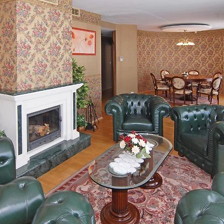 President Hotel Братислава Экстерьер фото