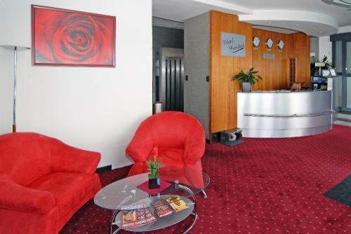 President Hotel Братислава Экстерьер фото