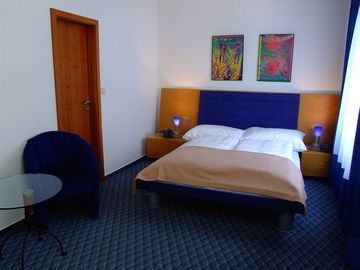 President Hotel Братислава Экстерьер фото